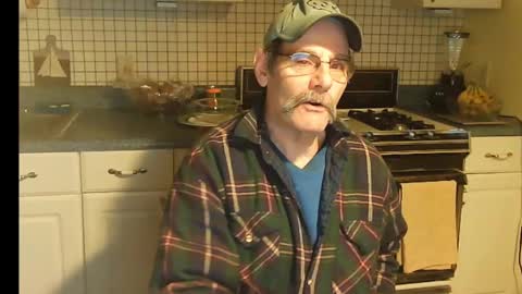 Snapshot of raylene4u2 chatting on February 2025 09:00:02 AM Ray online show from February 2025 09:00:02 AM