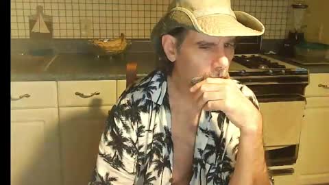 Snapshot of raylene4u2 chatting on September 2025 06:34:01 AM Ray online show from September 2025 06:34:01 AM