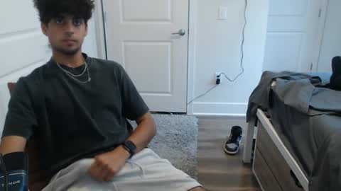 Snapshot of raymondg8596 chatting on September 2025 07:38:01 PM raymondg8596 online show from September 2025 07:38:01 PM