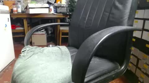 Snapshot of raysmith77777777 chatting on December 2024 12:32:02 AM Ray online show from December 2024 12:32:02 AM