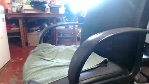 Snapshot of raysmith77777777 chatting on December 2024 08:23:02 PM Ray online show from December 2024 08:23:02 PM