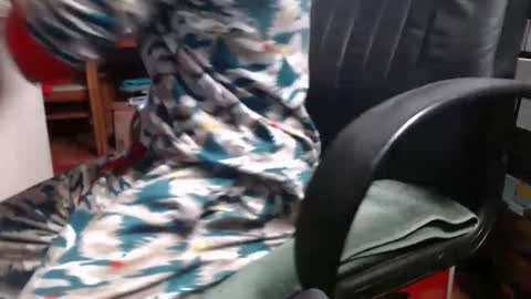 Snapshot of raysmith77777777 chatting on December 2024 09:28:02 PM Ray online show from December 2024 09:28:02 PM