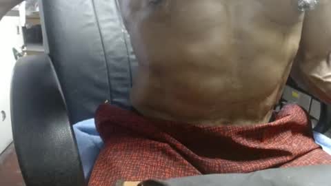 Snapshot of raysmith77777777 chatting on October 2025 05:22:01 PM Ray online show from October 2025 05:22:01 PM