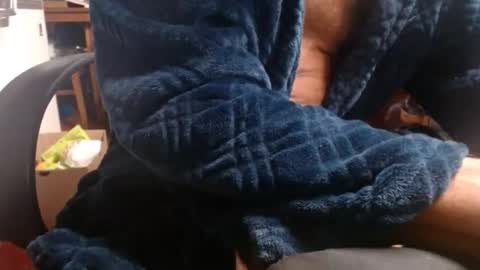 Snapshot of raysmith77777777 chatting on December 2025 02:11:01 PM Ray online show from December 2025 02:11:01 PM