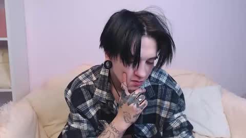 Ray online show from February 2026 06:40:02 AM