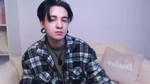 Ray online show from February 2026 05:00:02 AM