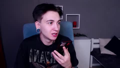 Ray online show from February 2026 05:48:01 AM