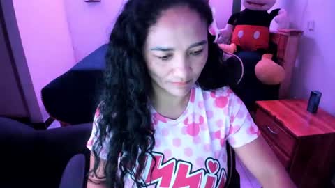 Snapshot of rayza_mature_ chatting on June 2026 01:25:01 AM Danna online show from June 2026 01:25:01 AM