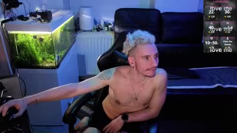 Rayzel online show from February 2026 12:05:02 AM