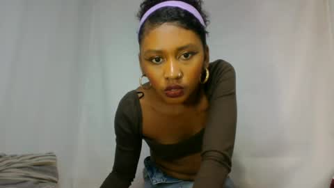Snapshot of razafindrasoa chatting on June 2026 07:30:01 AM razafindrasoa online show from June 2026 07:30:01 AM