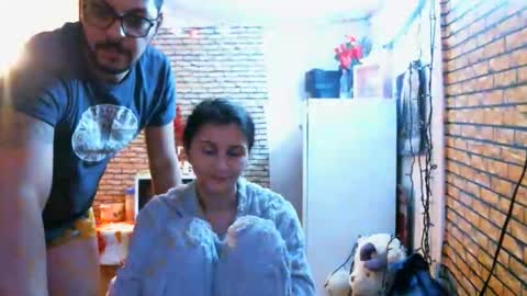 real_coupl3 online show from January 2026 08:03:02 PM