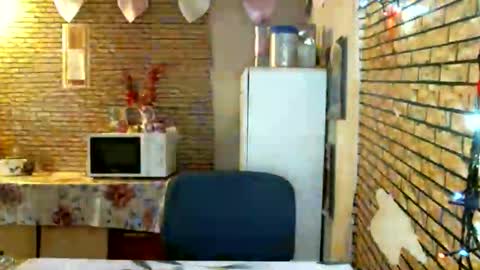 real_coupl3 online show from April 2026 12:19:02 PM