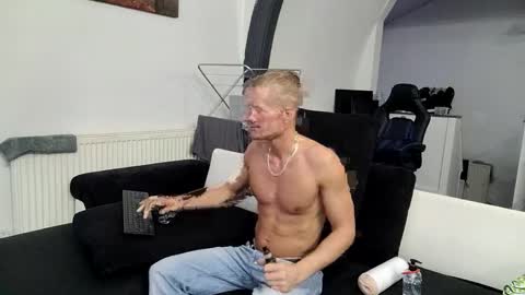 Snapshot of reallyman7 chatting on December 2024 03:08:02 AM Ask me online show from December 2024 03:08:02 AM