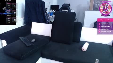 Snapshot of reallyman7 chatting on March 2025 01:48:02 AM Ask me online show from March 2025 01:48:02 AM