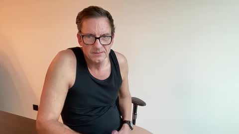 realstuff_ online show from November 2025 02:07:01 PM