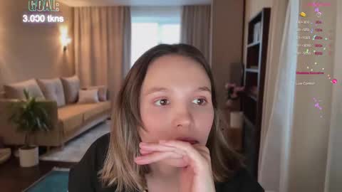 AliceEve online show from December 2024 10:41:01 AM