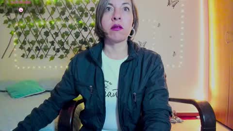 Rebbeca online show from September 2025 10:40:02 AM