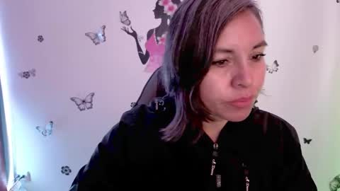 Snapshot of rebbeca09 chatting on April 2026 12:44:02 PM Rebbeca online show from April 2026 12:44:02 PM
