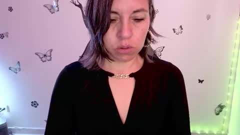 Snapshot of rebbeca09 chatting on April 2026 12:32:01 PM Rebbeca online show from April 2026 12:32:01 PM