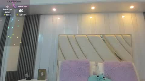 Snapshot of rebeca_brown_ chatting on June 2026 11:11:02 AM Rebeca online show from June 2026 11:11:02 AM
