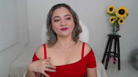 REBECA online show from October 2025 01:40:02 PM