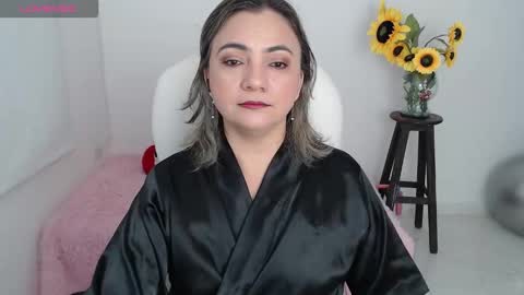 Snapshot of rebeca_milf chatting on November 2025 12:26:01 PM REBECA online show from November 2025 12:26:01 PM