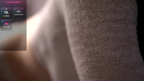 Snapshot of rebeccarese chatting on April 2026 08:30:02 AM Rebecca online show from April 2026 08:30:02 AM