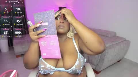 Snapshot of rebeka_spencer chatting on February 2025 03:29:02 AM rebeka online show from February 2025 03:29:02 AM