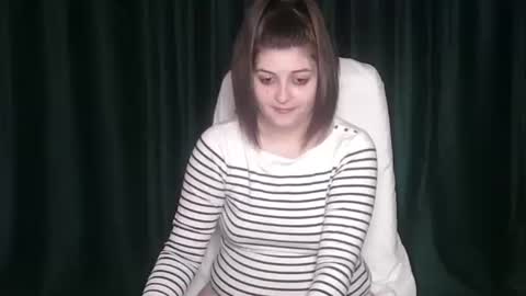 Rebekka  Nelson online show from April 2026 04:35:01 PM