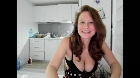 Lolanaturalred online show from March 2026 06:26:02 PM