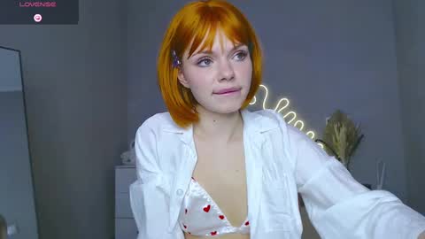 red__candy online show from February 2025 12:44:02 PM