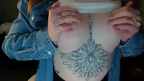 Red -  online show from January 2025 12:02:02 PM