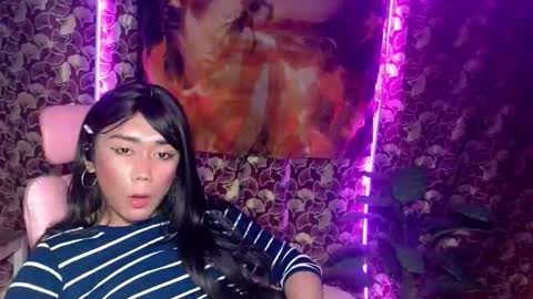 red_kitsune69 online show from December 2025 10:47:01 PM