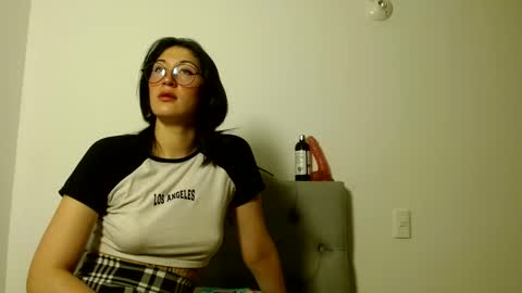 IG   OF red moonn online show from February 2025 12:50:02 PM