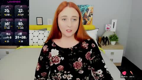 Snapshot of red_naughtyfox chatting on December 2024 05:10:02 PM Lessy Fox online show from December 2024 05:10:02 PM
