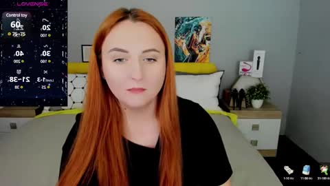 Snapshot of red_naughtyfox chatting on January 2025 12:38:02 AM Lessy Fox online show from January 2025 12:38:02 AM