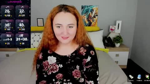 Snapshot of red_naughtyfox chatting on February 2025 11:25:02 PM Lessy Fox online show from February 2025 11:25:02 PM
