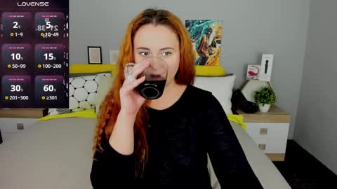 Snapshot of red_naughtyfox chatting on March 2025 10:41:02 PM Lessy Fox online show from March 2025 10:41:02 PM