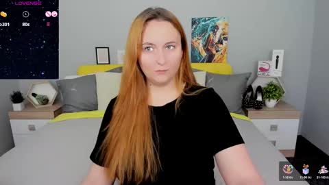 Snapshot of red_naughtyfox chatting on September 2025 06:18:02 PM Lessy Fox online show from September 2025 06:18:02 PM
