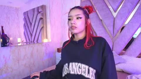 red_pandaa online show from November 2025 03:23:01 AM