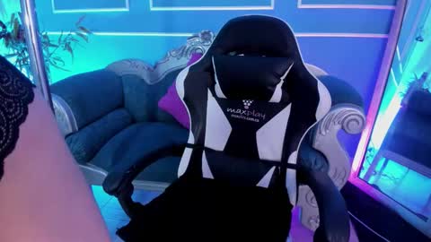     online show from February 2026 11:24:01 AM