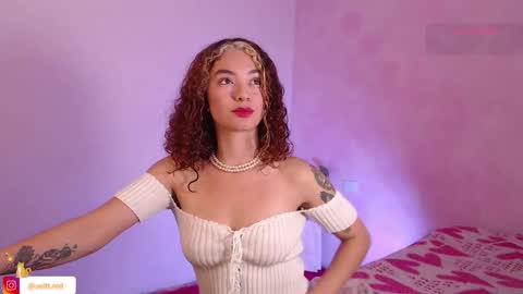 Snapshot of red_velvett0 chatting on October 2025 08:39:01 AM red_velvett0 online show from October 2025 08:39:01 AM