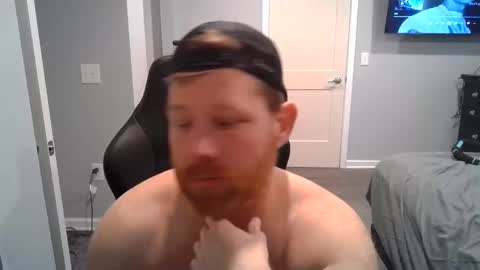 Snapshot of redbeardready4u chatting on March 2026 09:32:01 PM Redbeardready4u online show from March 2026 09:32:01 PM