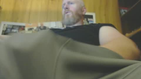 Snapshot of redhead4fun chatting on June 2026 04:40:01 AM theredhead4fun online show from June 2026 04:40:01 AM