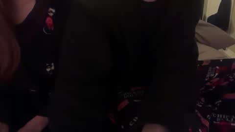 Snapshot of redheadandbigpeenar chatting on December 2025 11:23:01 PM Redhead and BigPeenar online show from December 2025 11:23:01 PM