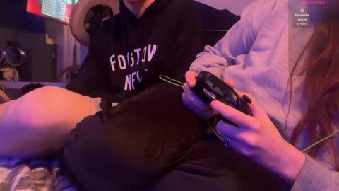 Redhead and BigPeenar online show from April 2026 11:35:02 PM