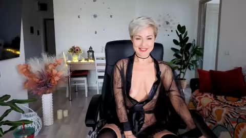 Alex online show from November 2025 11:54:01 AM