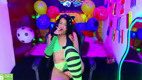 Snapshot of redhotter_ chatting on June 2026 08:06:01 PM Lili Lopez online show from June 2026 08:06:01 PM