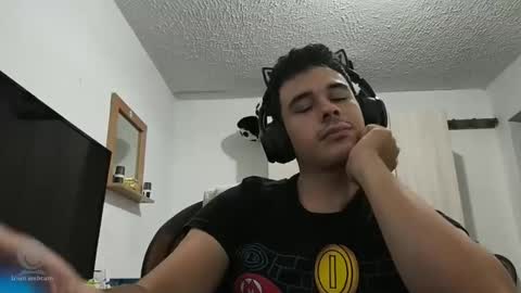 Snapshot of redsoul951869 chatting on October 2025 05:27:02 AM RedsoulReaver online show from October 2025 05:27:02 AM