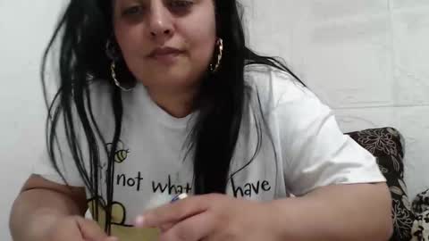 Reea online show from April 2026 07:06:01 PM